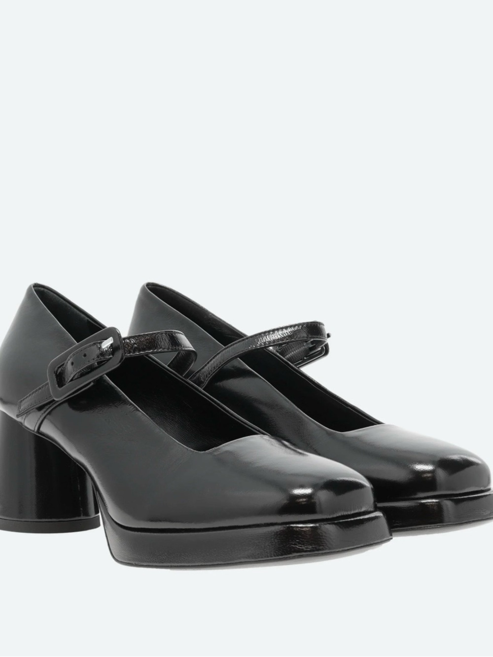 Classic Mary Jane Block Heel Pumps in Black